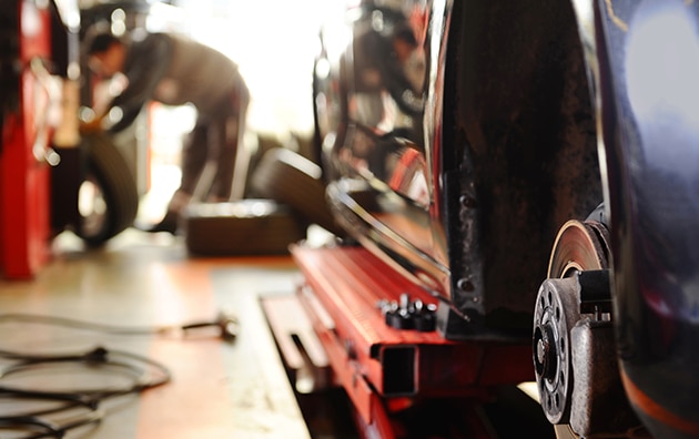 Repair garage